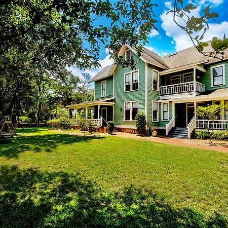 Southern Charm In The Camellia Rose Inn Gainesville Luaran gambar